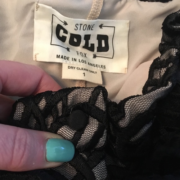 Stone Cold Fox Lace Shorts - Picture 4 of 4